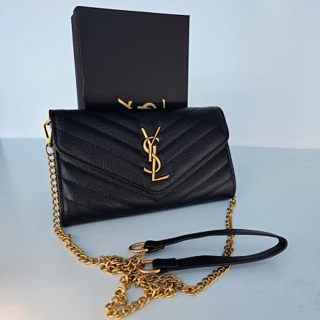 شنطة ماركة ysl حجم صغير كروس شامل العلبه