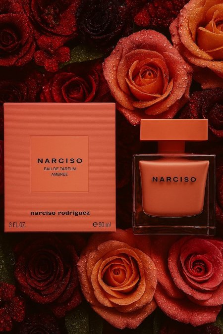 عطر نسائي NARSICO