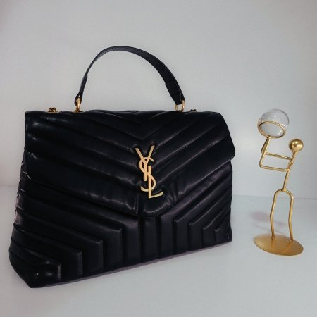 شنطة ماركة ysl - اسود جلد ناعم مع شعار ذهبي