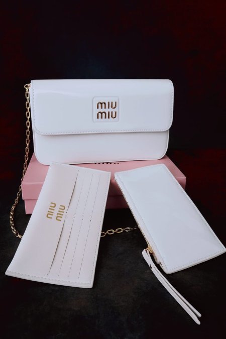 شنطة Miu Miu تلت قطع شامل البوكس