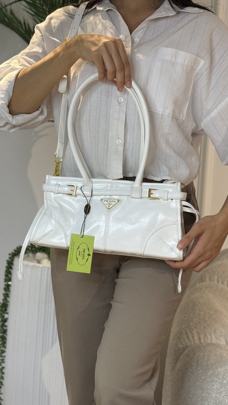 شنطة - Prada / كواليتي ماستر